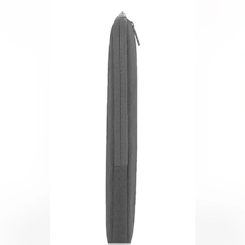 Solo New York - Oswald laptop Sleeve for 15.6